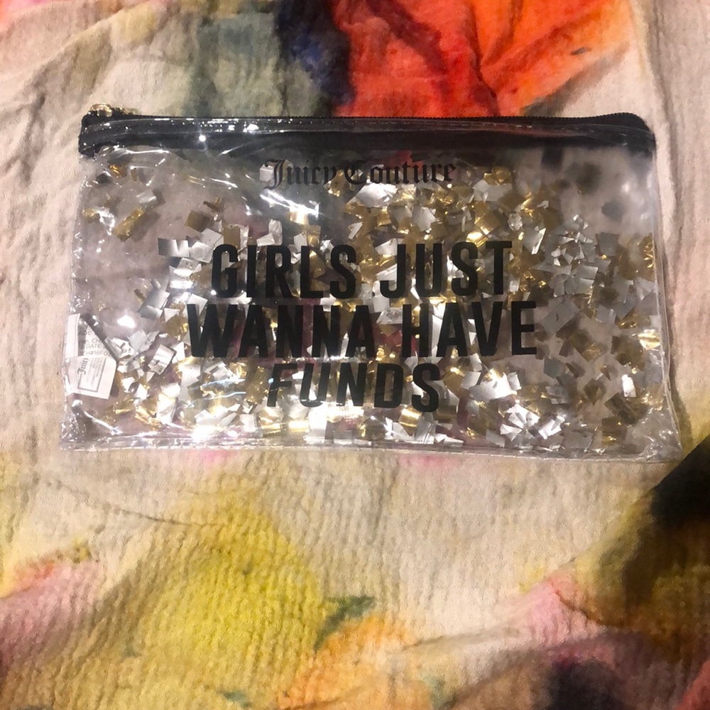 Juicy Couture make up/storage bag never used!
